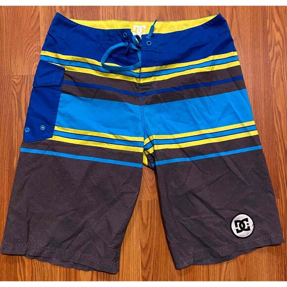DC Shoes Board Shorts Mens 32 11" Striped Colorblock Beach Swim Trunks - Picture 1 of 6